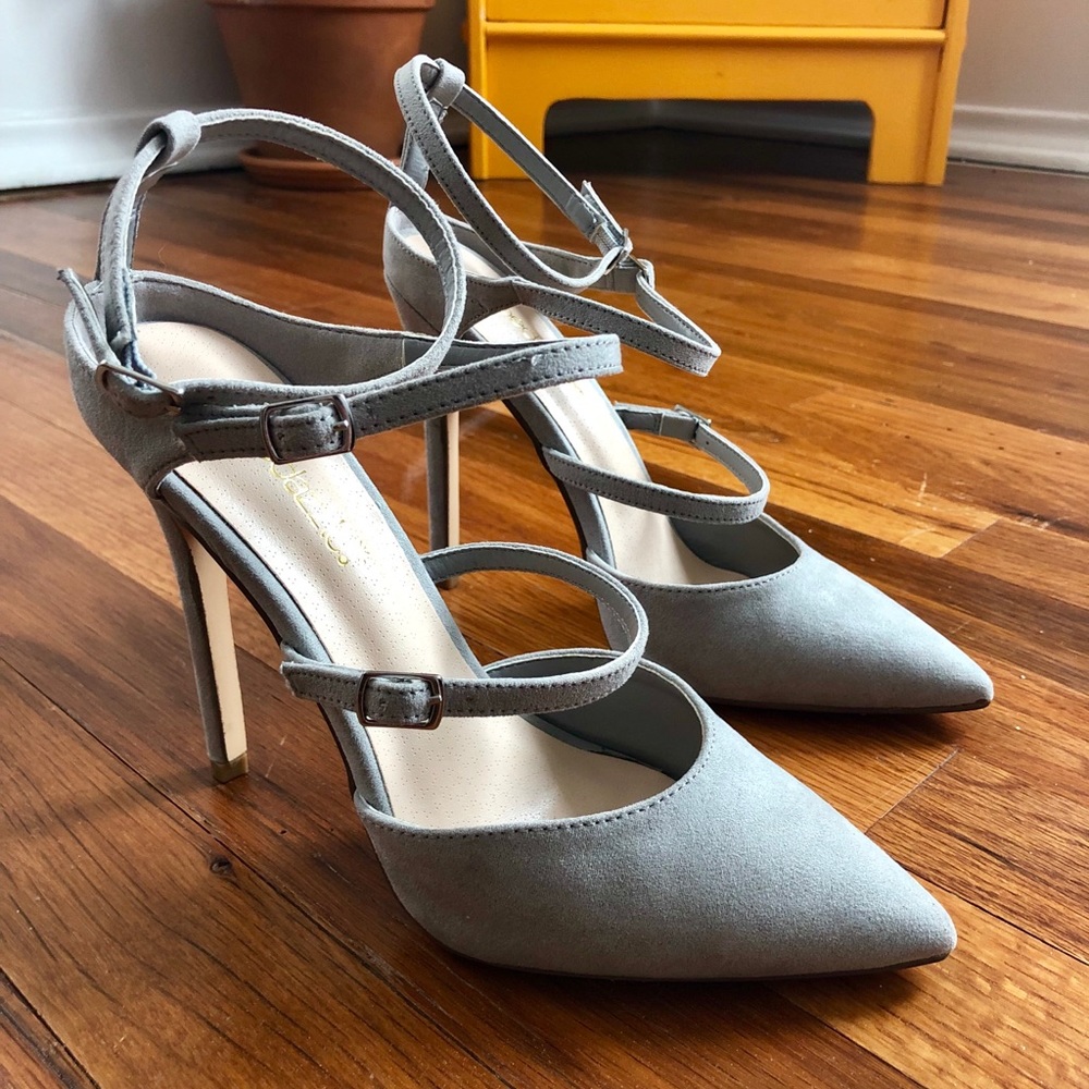 Light Gray High Heel Pumps